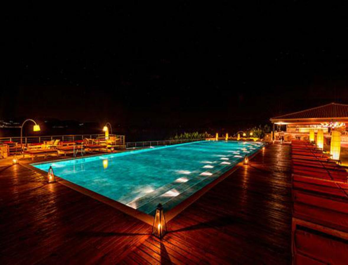 Emelisse Nature Hotel