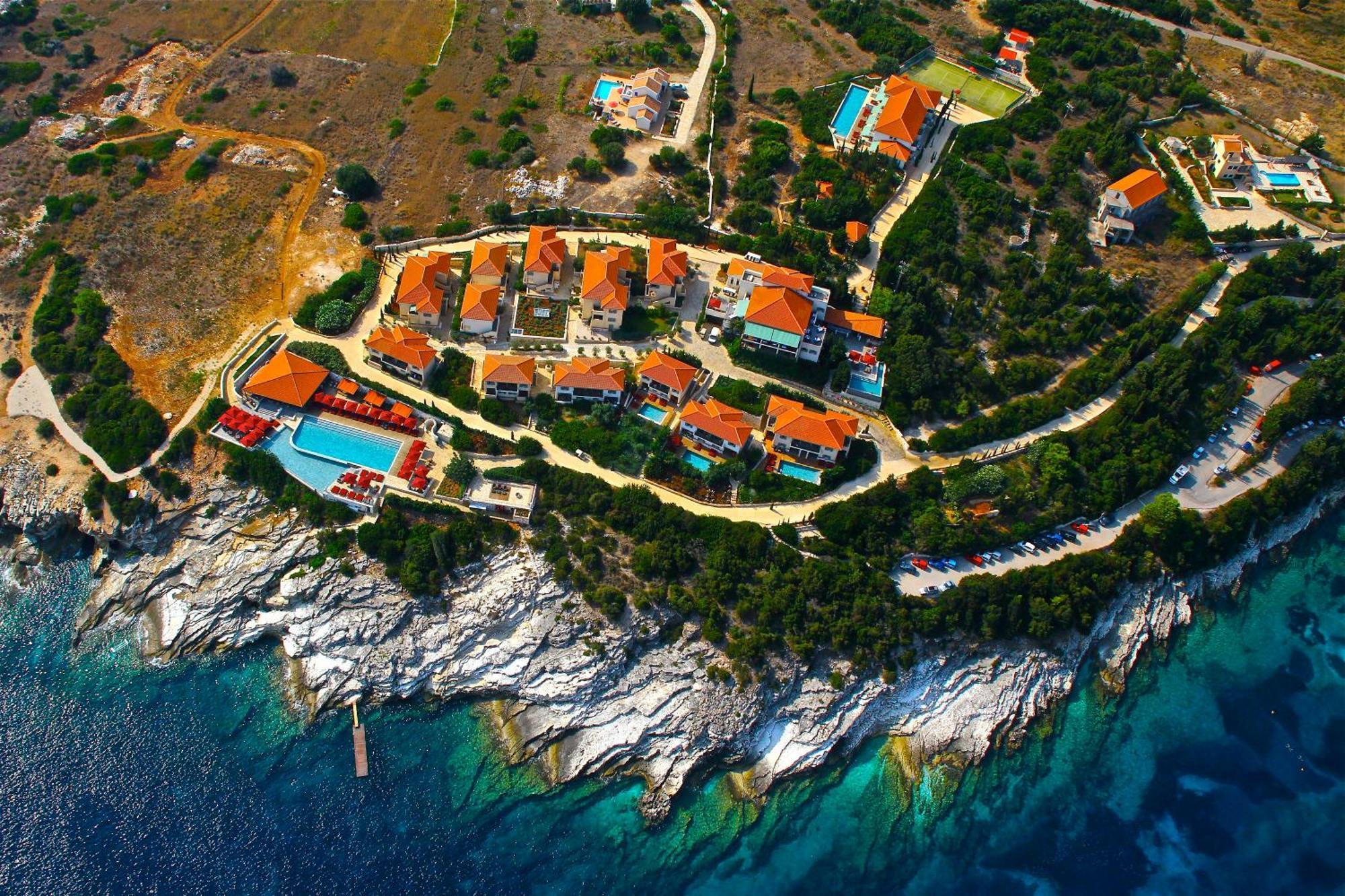 Emelisse Nature Hotel